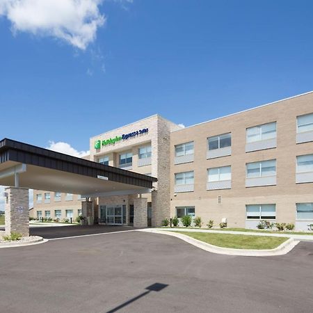 Holiday Inn Express Rochester Hills By Ihg Exterior photo